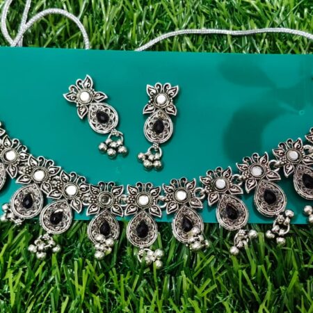 Oxidised Black Stone Choker Set